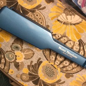 2 Inch NANO TITANIUM BABYLISSPRO